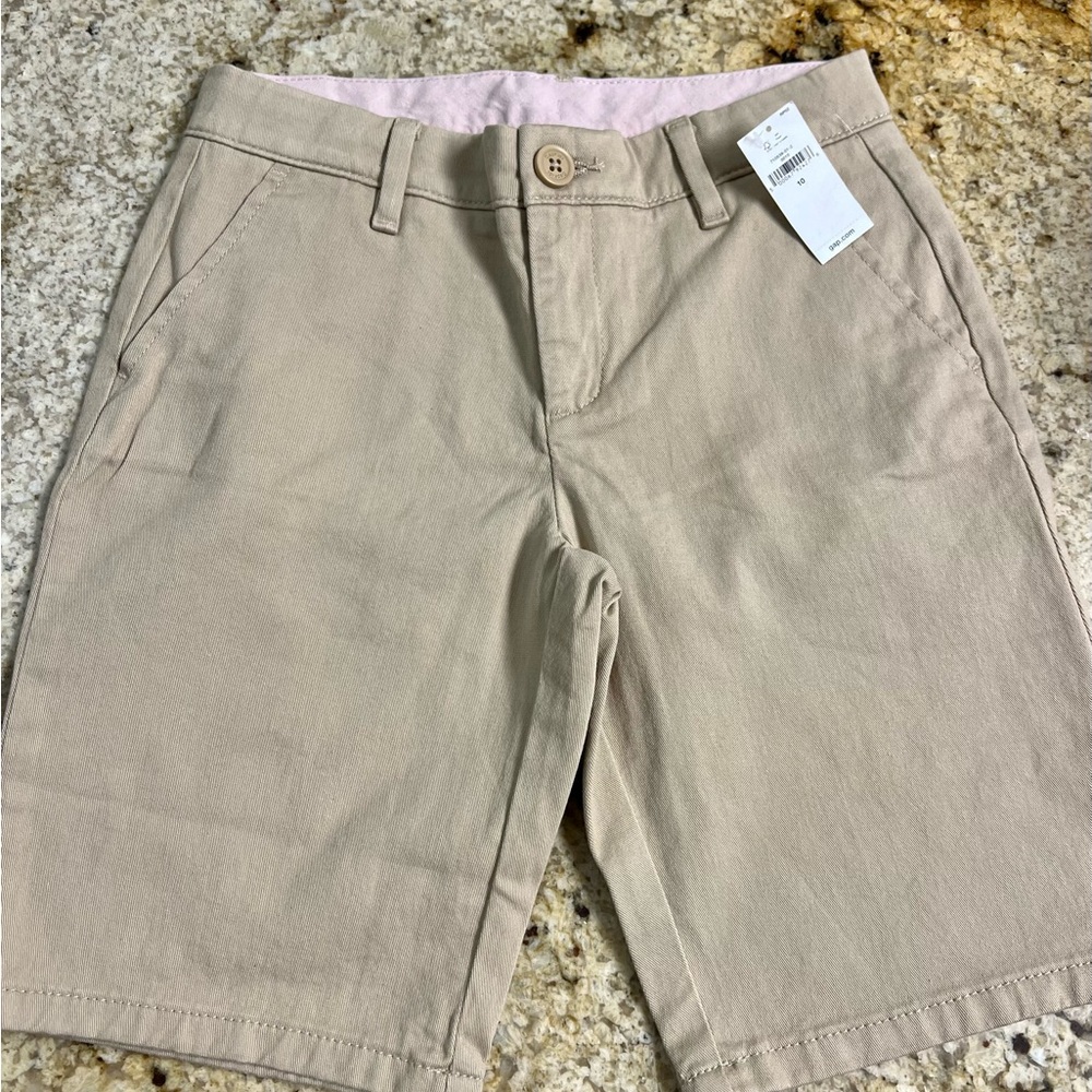 NWT Gap size 10 shorts